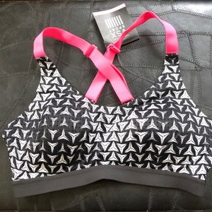 Victoria’s Secret VSX Sports Bra - 32C